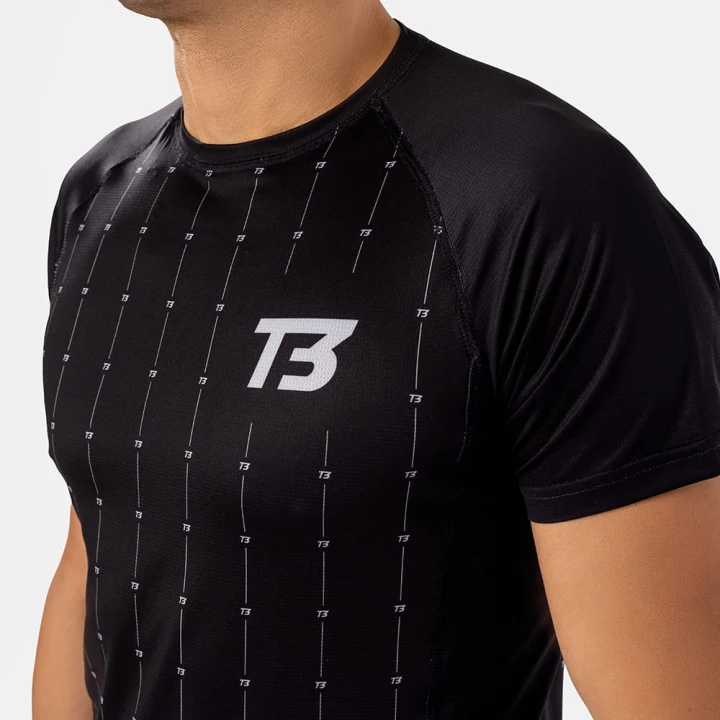 KOSZULKA-BIEGOWA-MĘSKA-PRO-Black-T3F-1.jpg